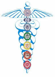chakras envoltos pela imagem de duas serpertes
